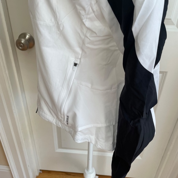 Women's Marathon Jacket from Adidas - Picture 7 of 8